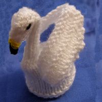 Innocent Smoothies Big Knit Hat Patterns - Swan